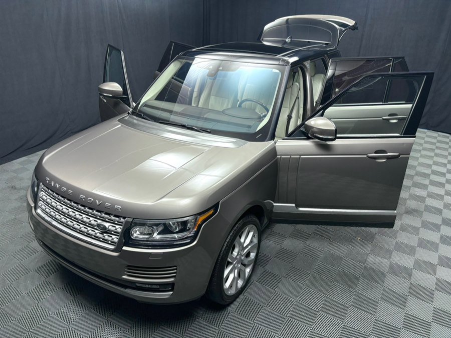 Used 2017 Land Rover Range Rover HSE image 20