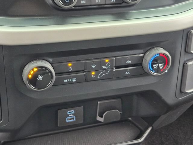 Used 2022 Ford F150 XLT image 25