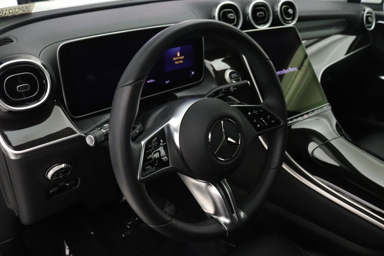 Certified 2025 Mercedes-Benz GLC 350e 4MATIC image 17