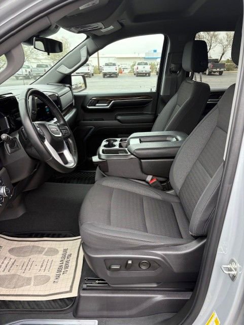 Used 2024 GMC Sierra 1500 Elevation w/ X31 Off-Road Package image 9