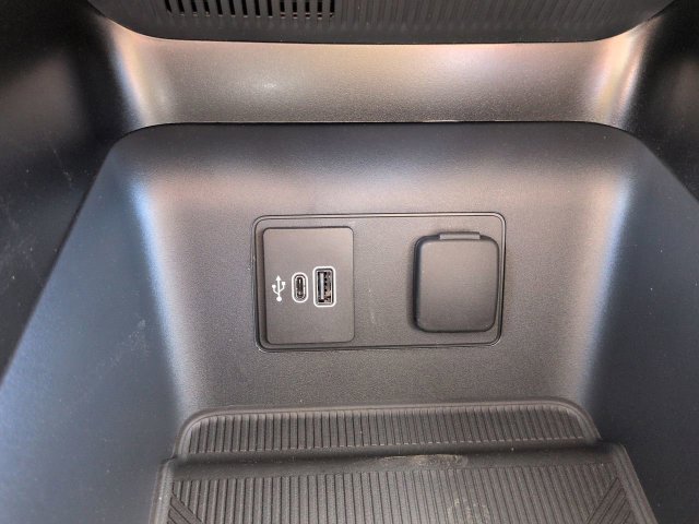 New 2026 Ford Explorer Active RWD image 25