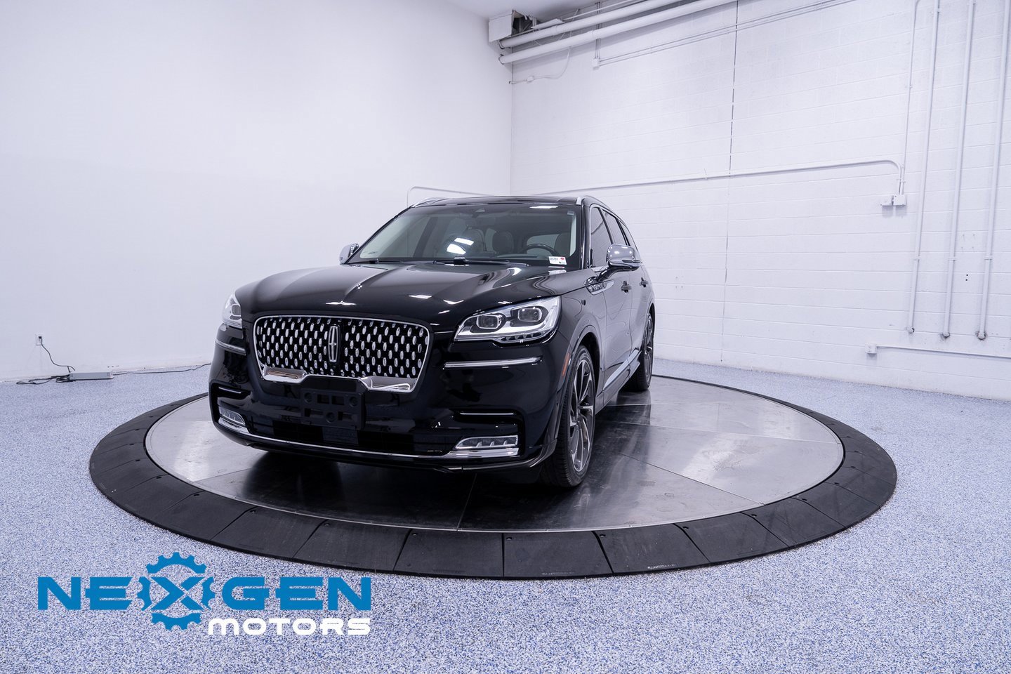 Used 2022 Lincoln Aviator Black Label w/ Dynamic Handling Package image 33