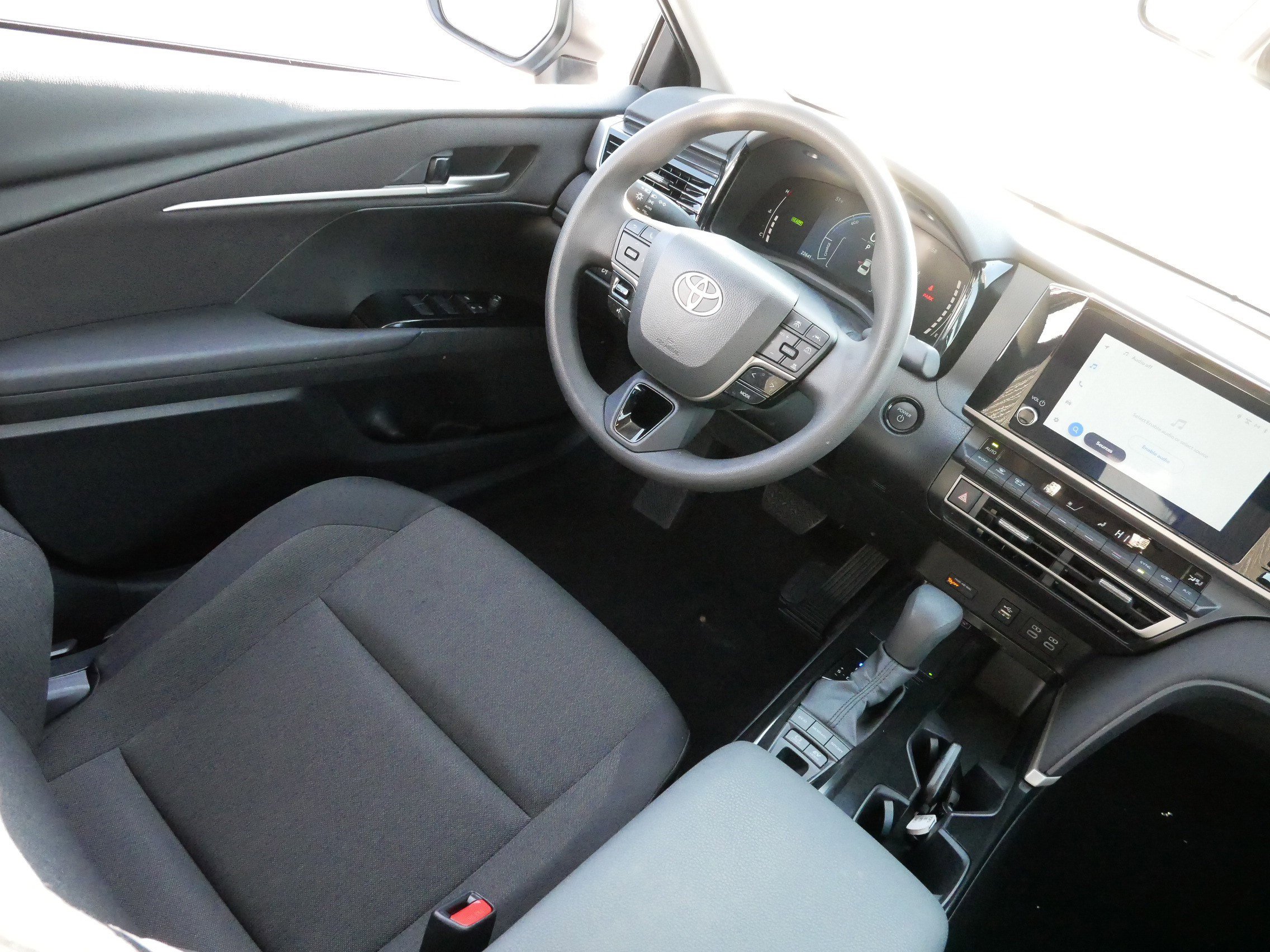 Certified 2025 Toyota Camry LE image 9