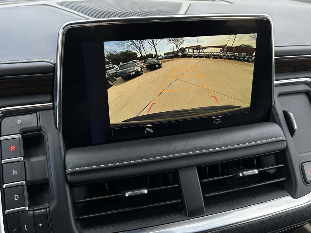 Used 2024 Chevrolet Suburban Premier AWD/4WD image 18
