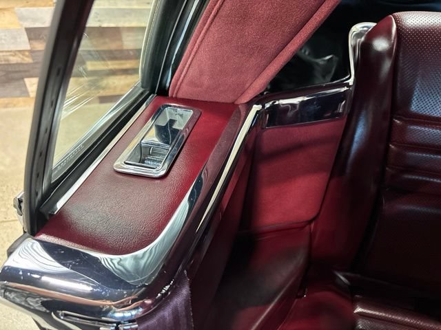 Used 1988 Chrysler LeBaron Convertible FWD image 11
