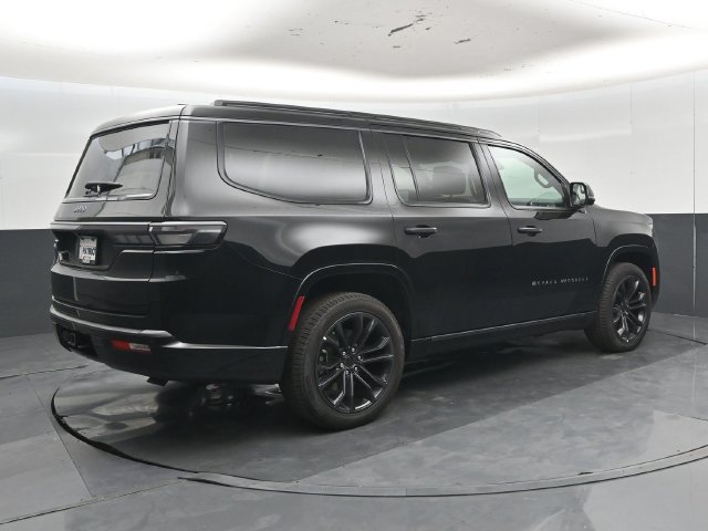 New 2026 Jeep Grand Wagoneer Summit AWD/4WD image 3