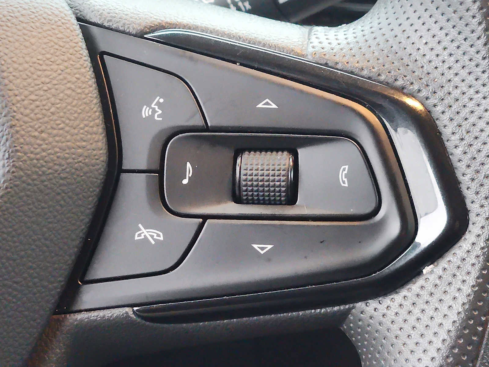 Used 2025 Chevrolet TrailBlazer LT image 21