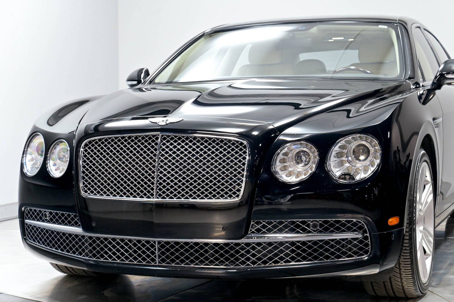 Used 2014 Bentley Flying Spur W12 AWD/4WD image 76
