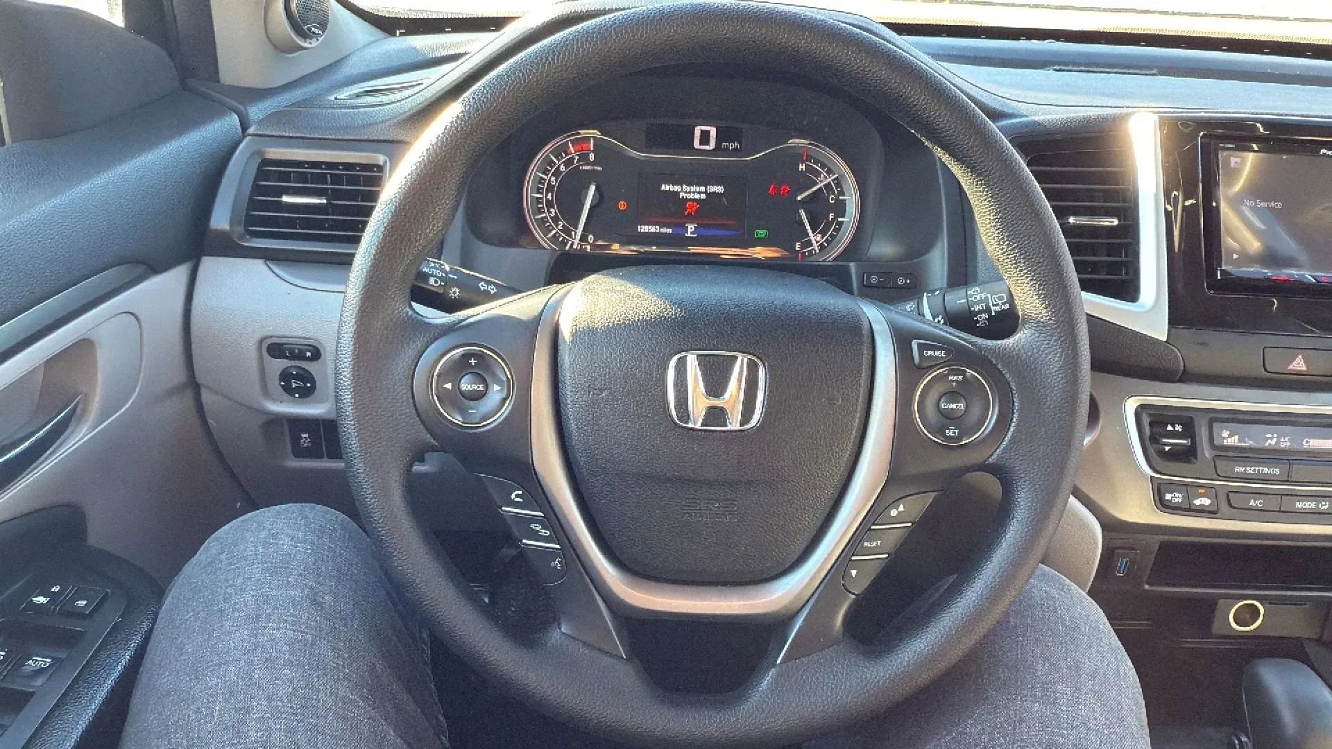 Used 2018 Honda Pilot LX image 10