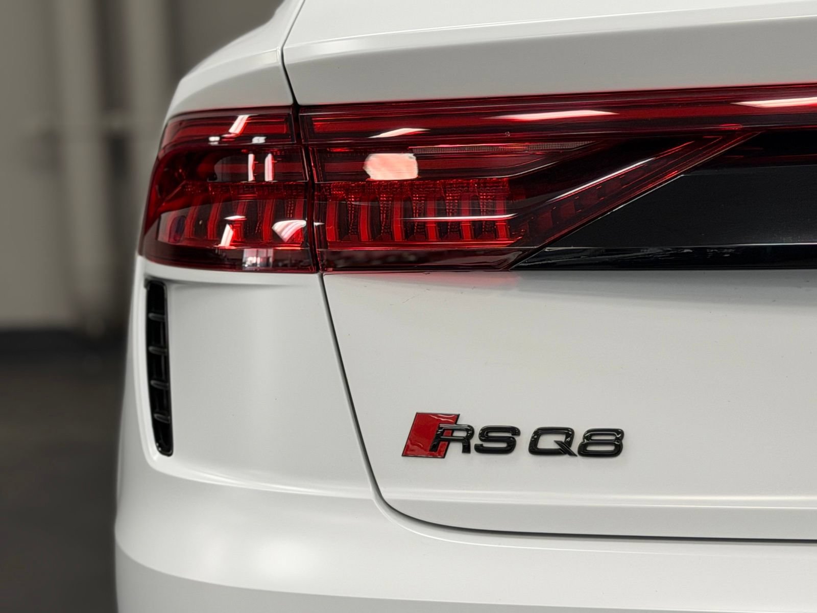 Used 2023 Audi RS Q8 w/ Black Optic Package AWD/4WD image 14
