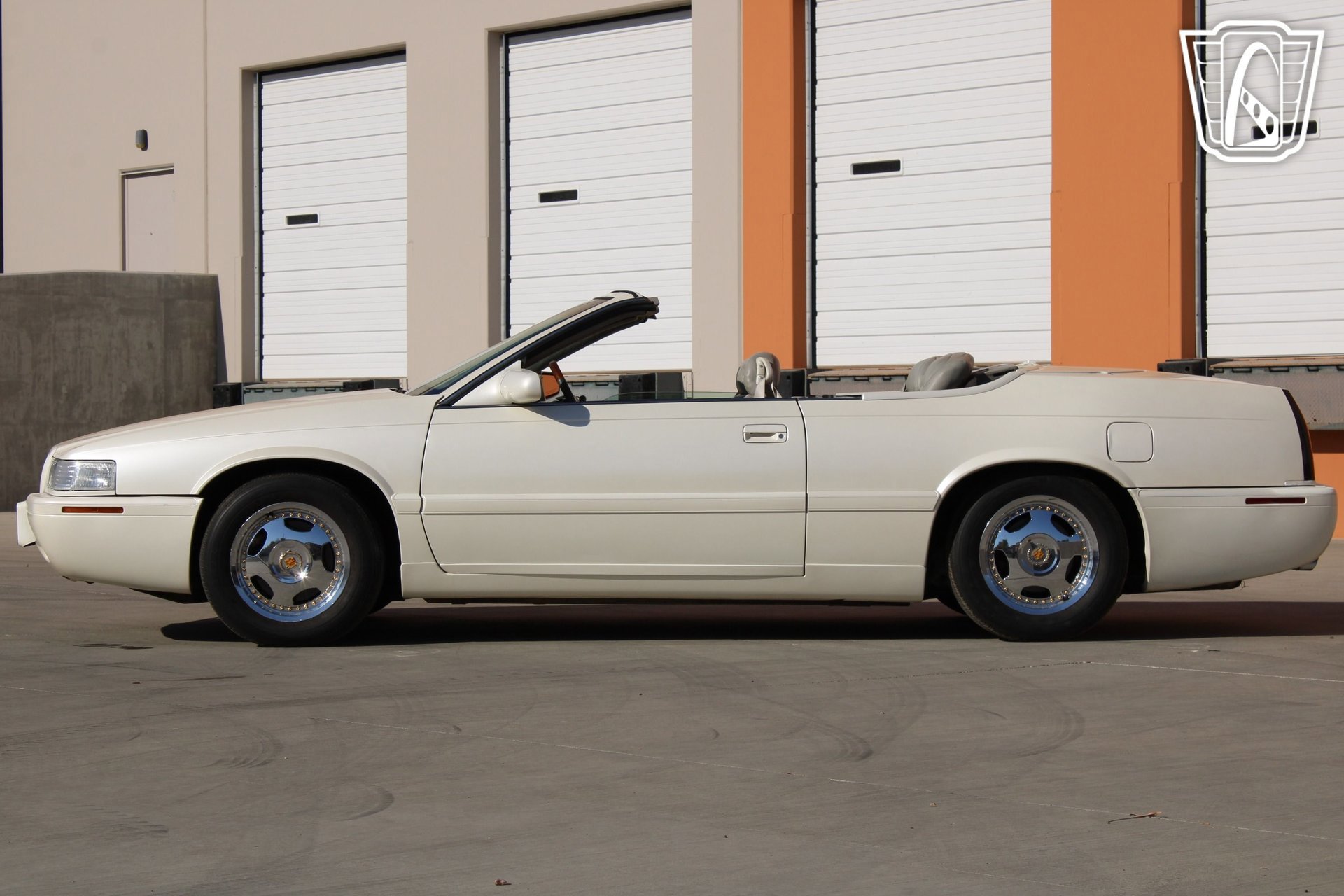 Used 2002 Cadillac Eldorado Touring w/ Preffered Equipment Group image 29