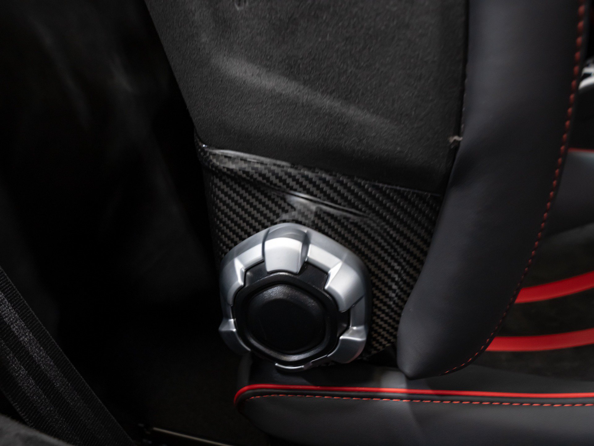 Used 2024 Lamborghini Huracan Tecnica RWD image 73