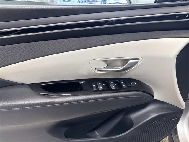 Used 2024 Hyundai Tucson Limited image 19