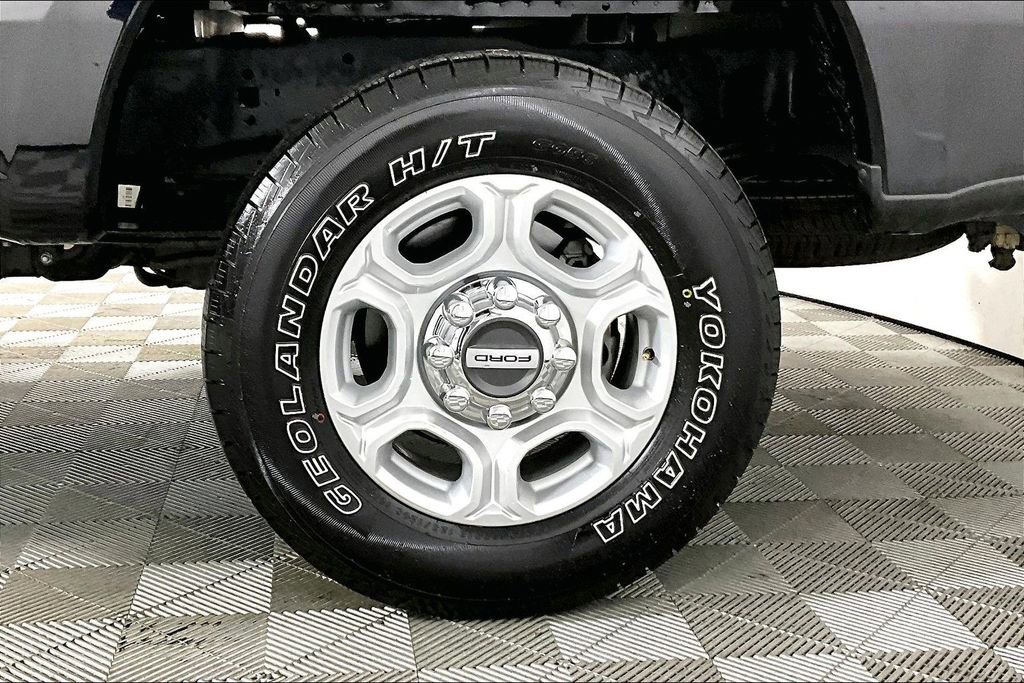 Used 2025 Ford F250 XLT image 8