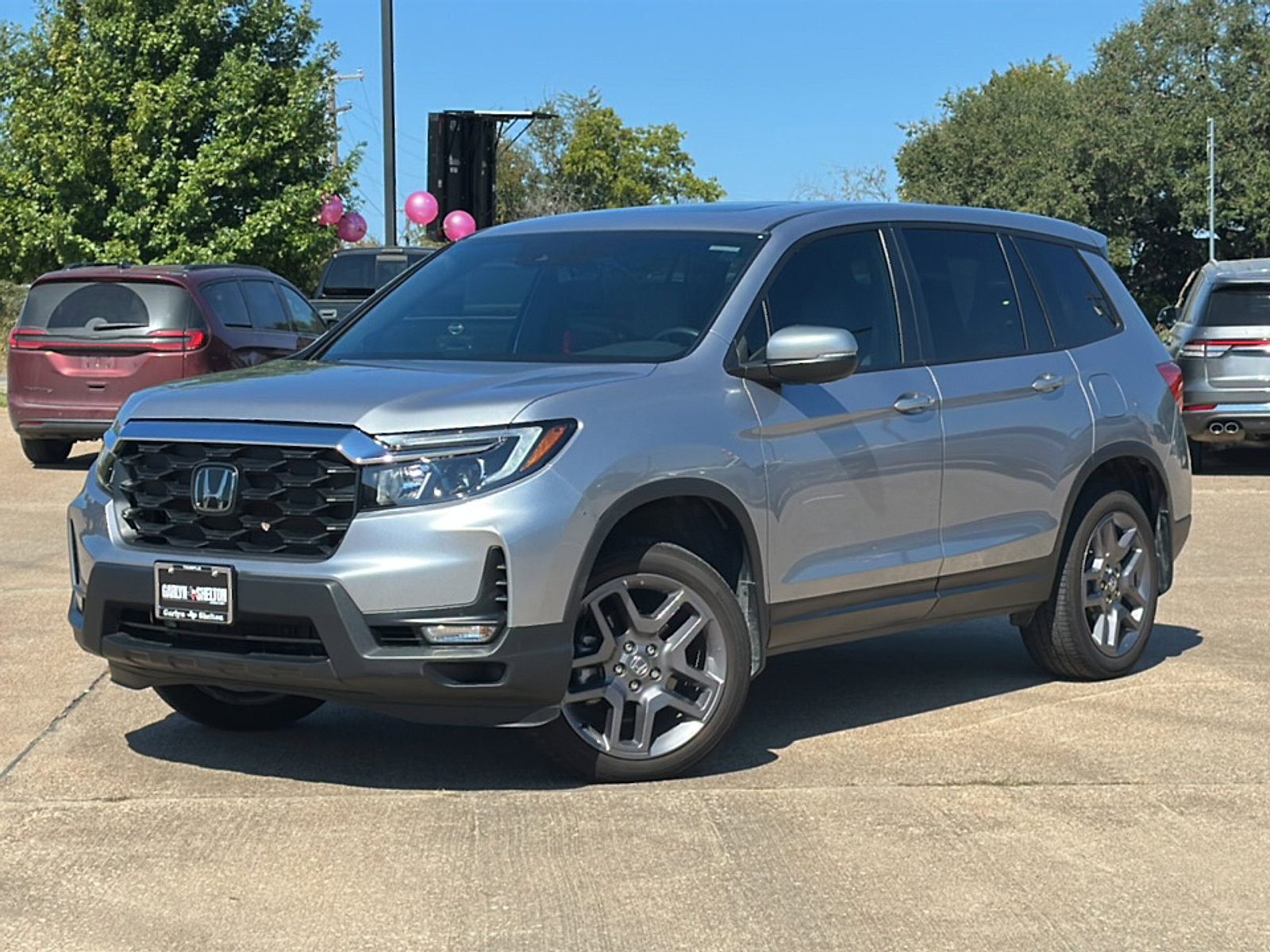 Used 2023 Honda Passport EX-L image 2