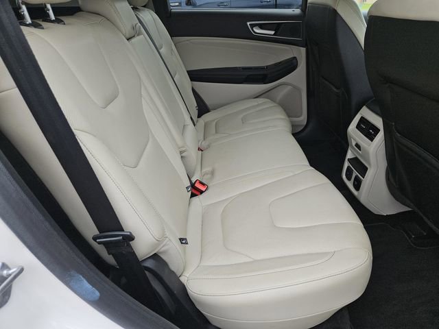 Used 2018 Ford Edge Titanium w/ Equipment Group 301A FWD image 38