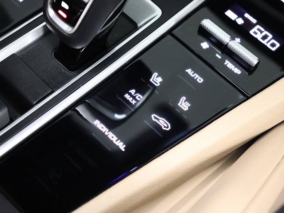 Used 2019 Porsche Cayenne S AWD/4WD image 30