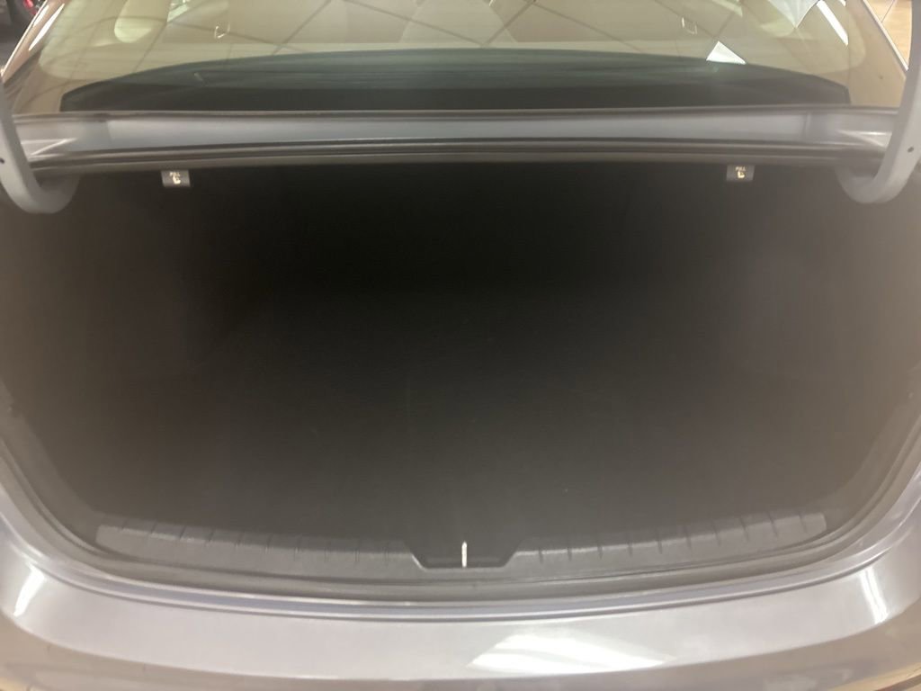 Used 2023 Kia K5 LXS image 23