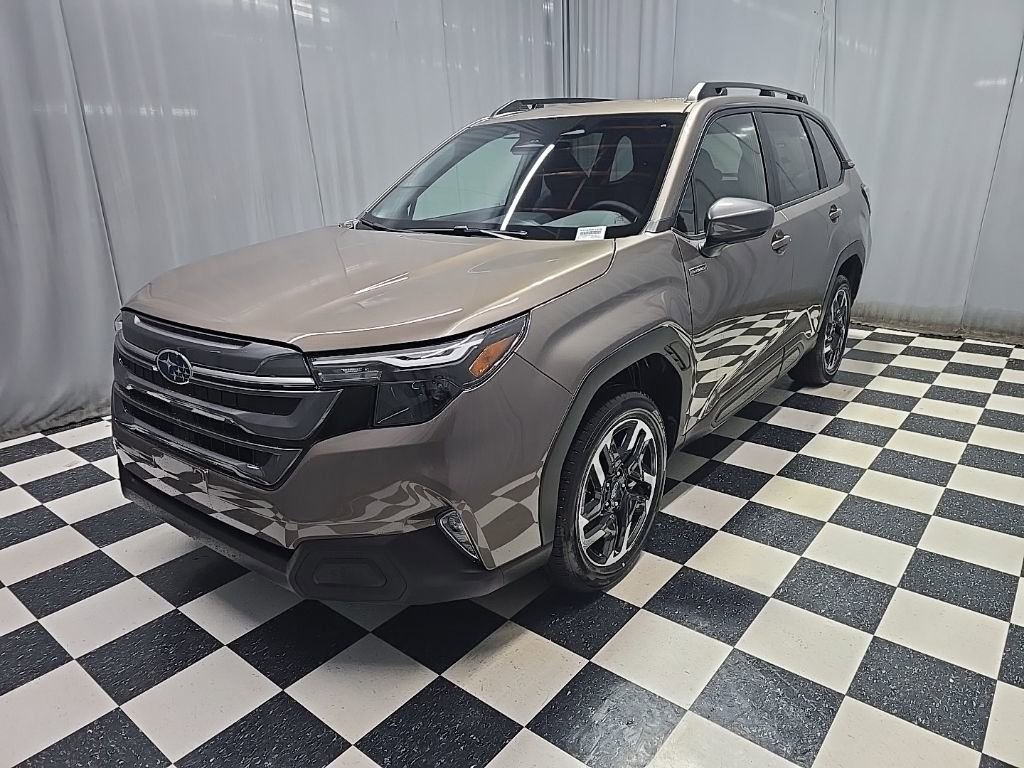 New 2025 Subaru Forester Premium AWD/4WD image 1