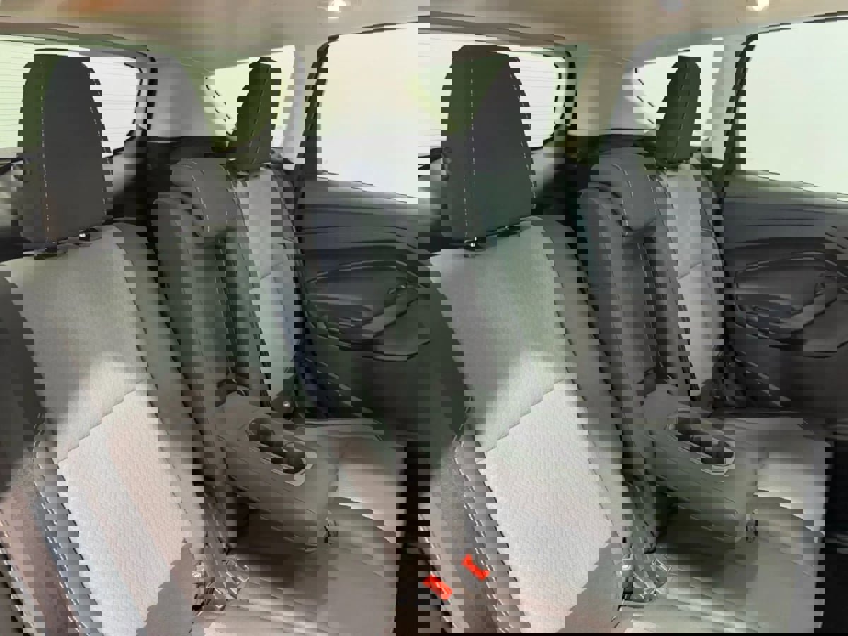 Used 2018 Ford Escape SE image 33
