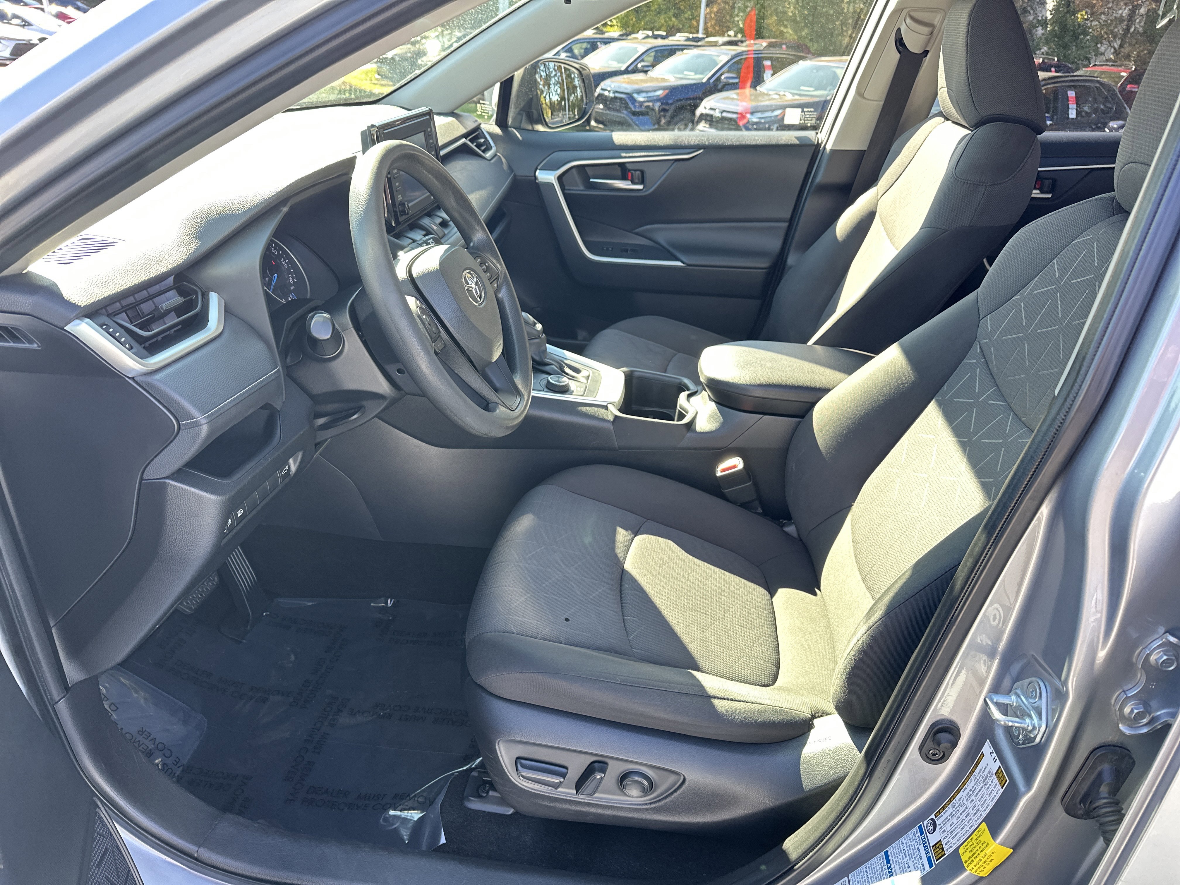 Certified 2022 Toyota RAV4 XLE image 16