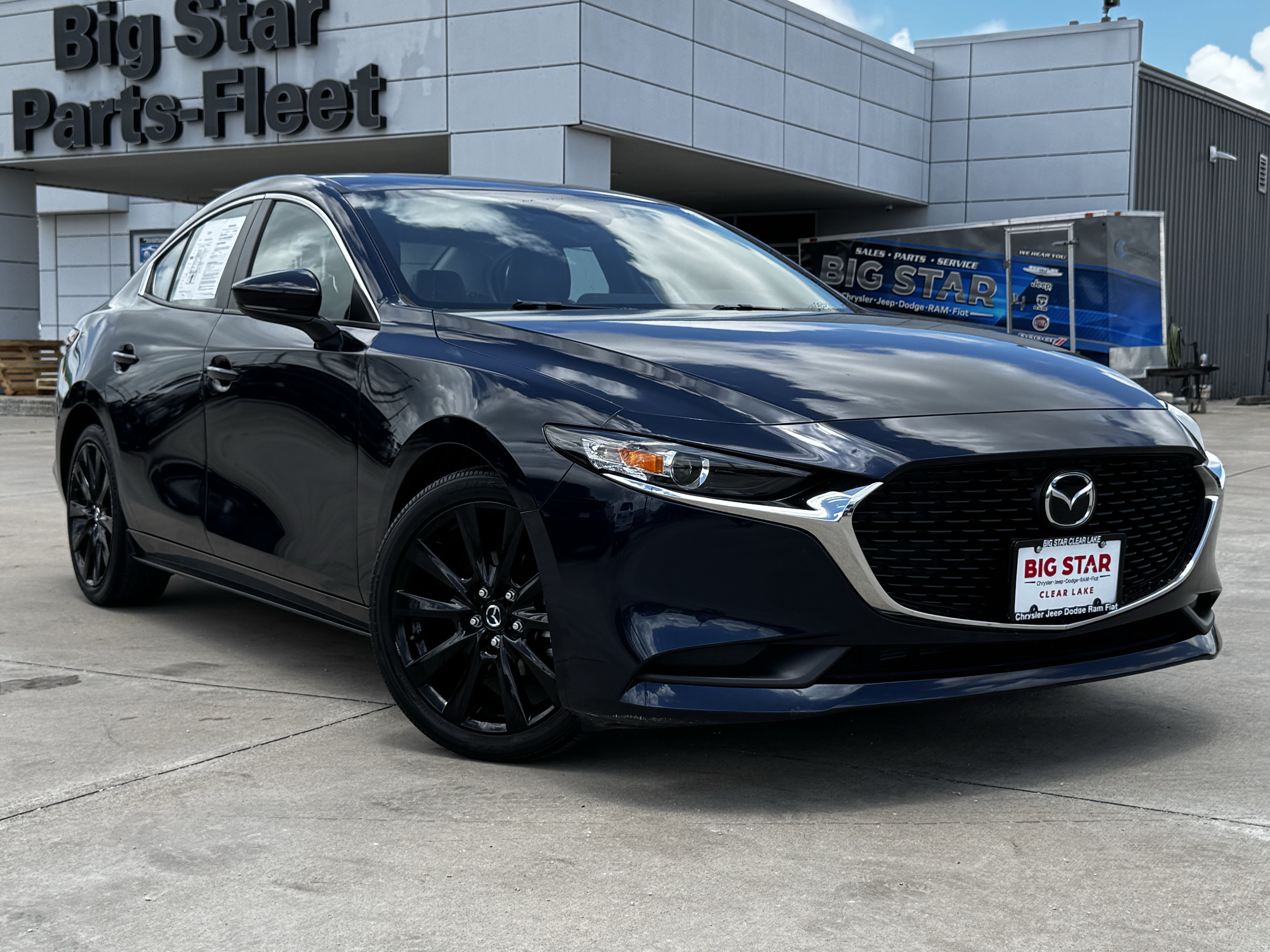 Used 2024 MAZDA MAZDA3 s FWD image 2