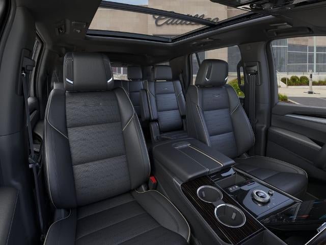 New 2026 Cadillac Escalade Luxury w/ LPO, Radiant Package AWD/4WD image 16