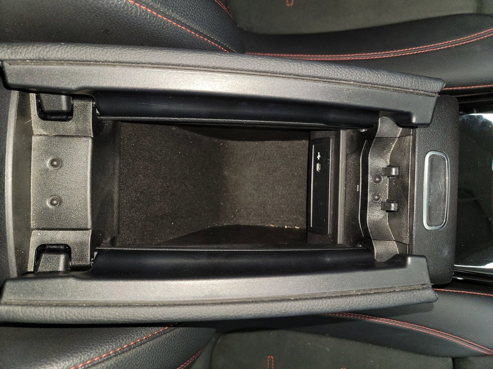 Used 2022 Mercedes-Benz CLA 250 4MATIC image 29