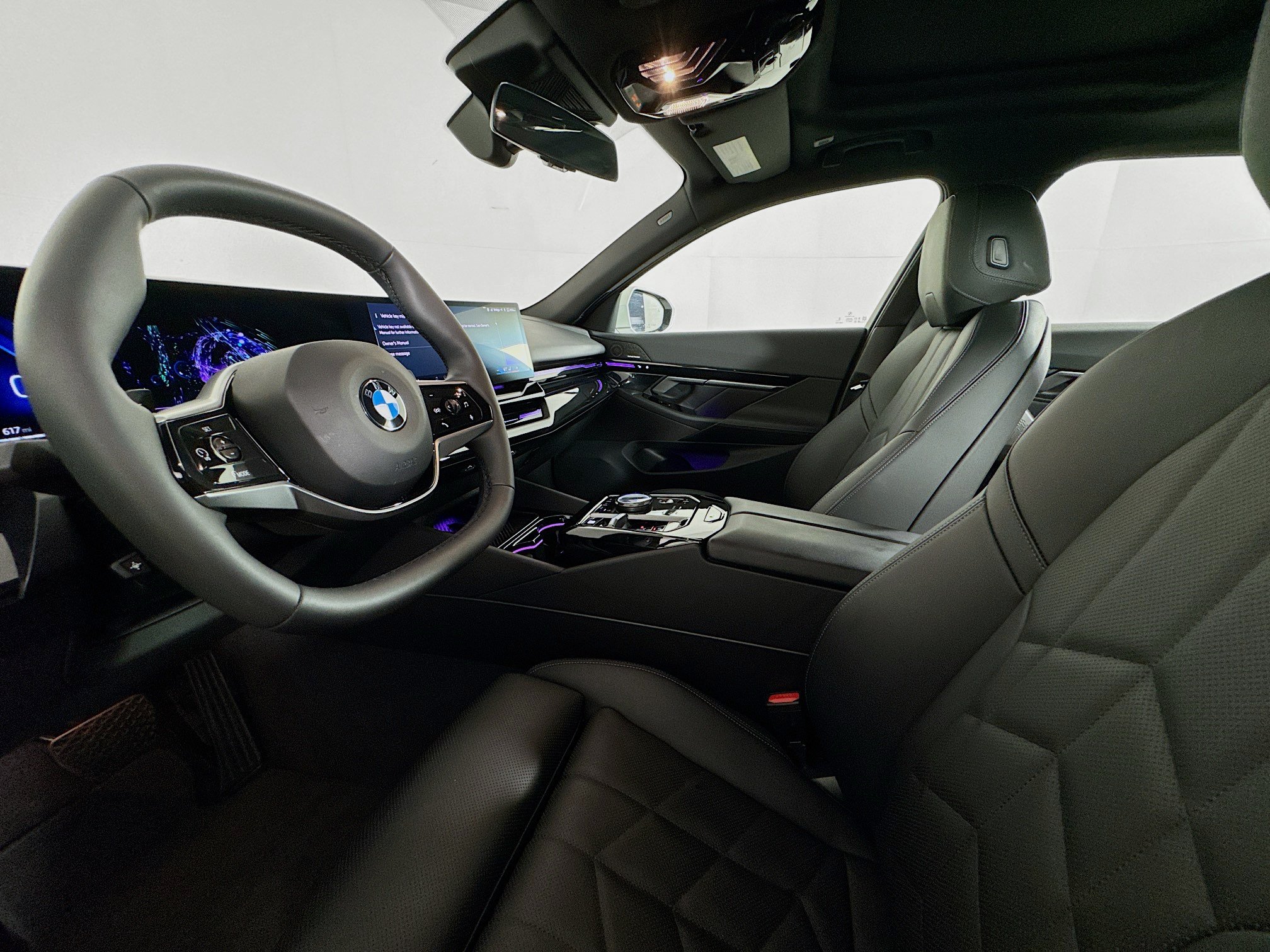 Used 2026 BMW 530i w/ Premium Package RWD image 20