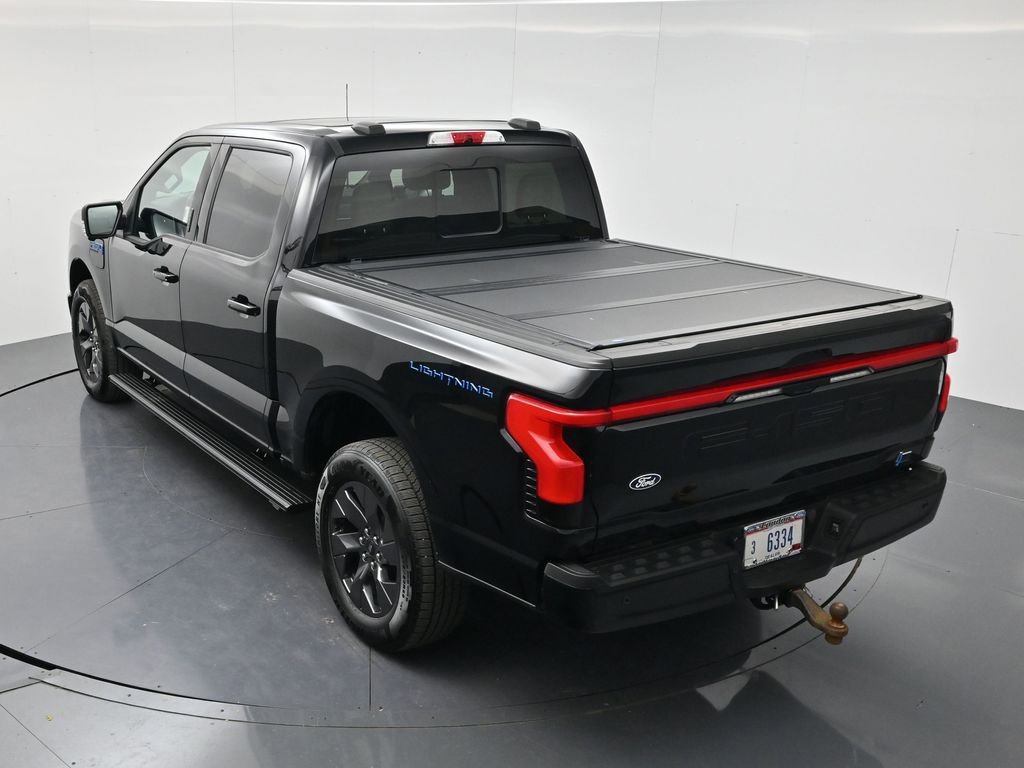 Used 2024 Ford F150 Lightning Platinum AWD/4WD image 40