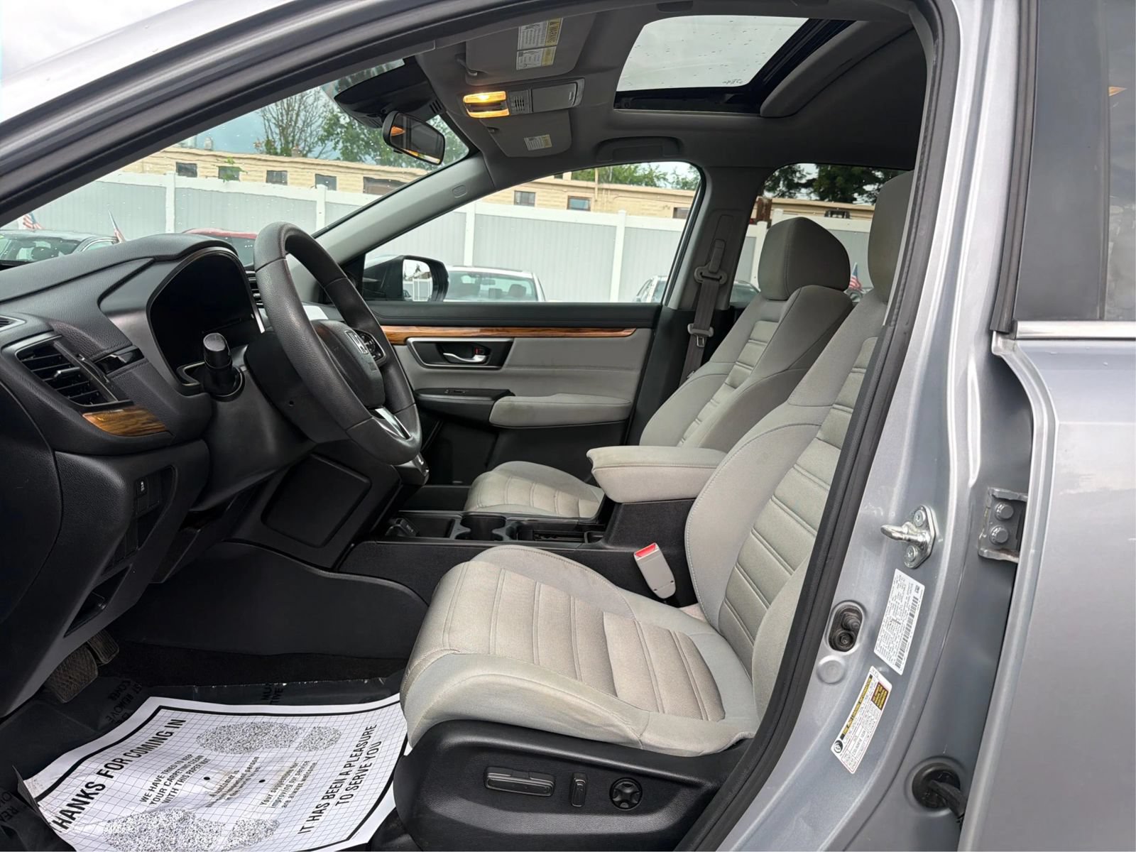Used 2017 Honda CR-V EX image 9
