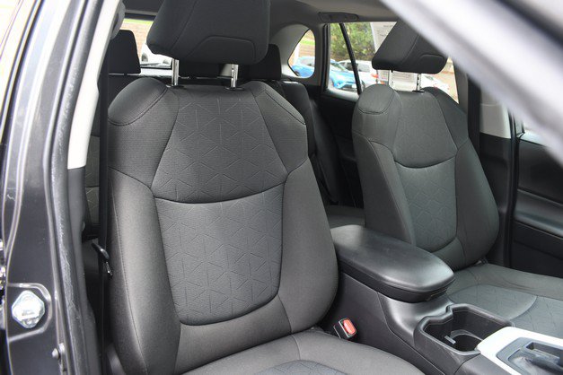 Certified 2022 Toyota RAV4 XLE w/ Convenience Package FWD image 27