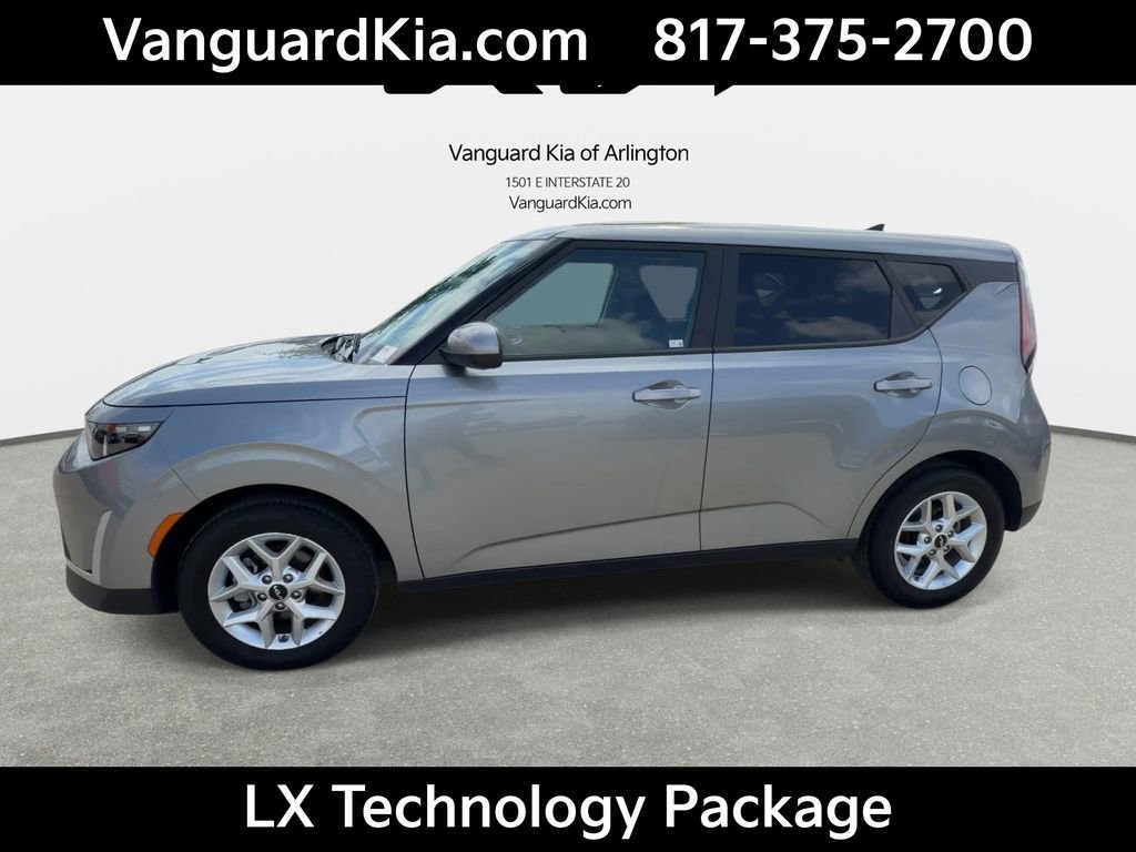 Certified 2025 Kia Soul LX FWD image 5
