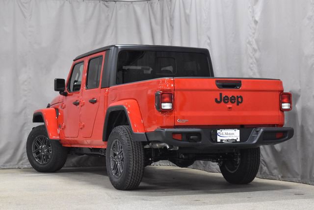 New 2026 Jeep Gladiator Sport image 7