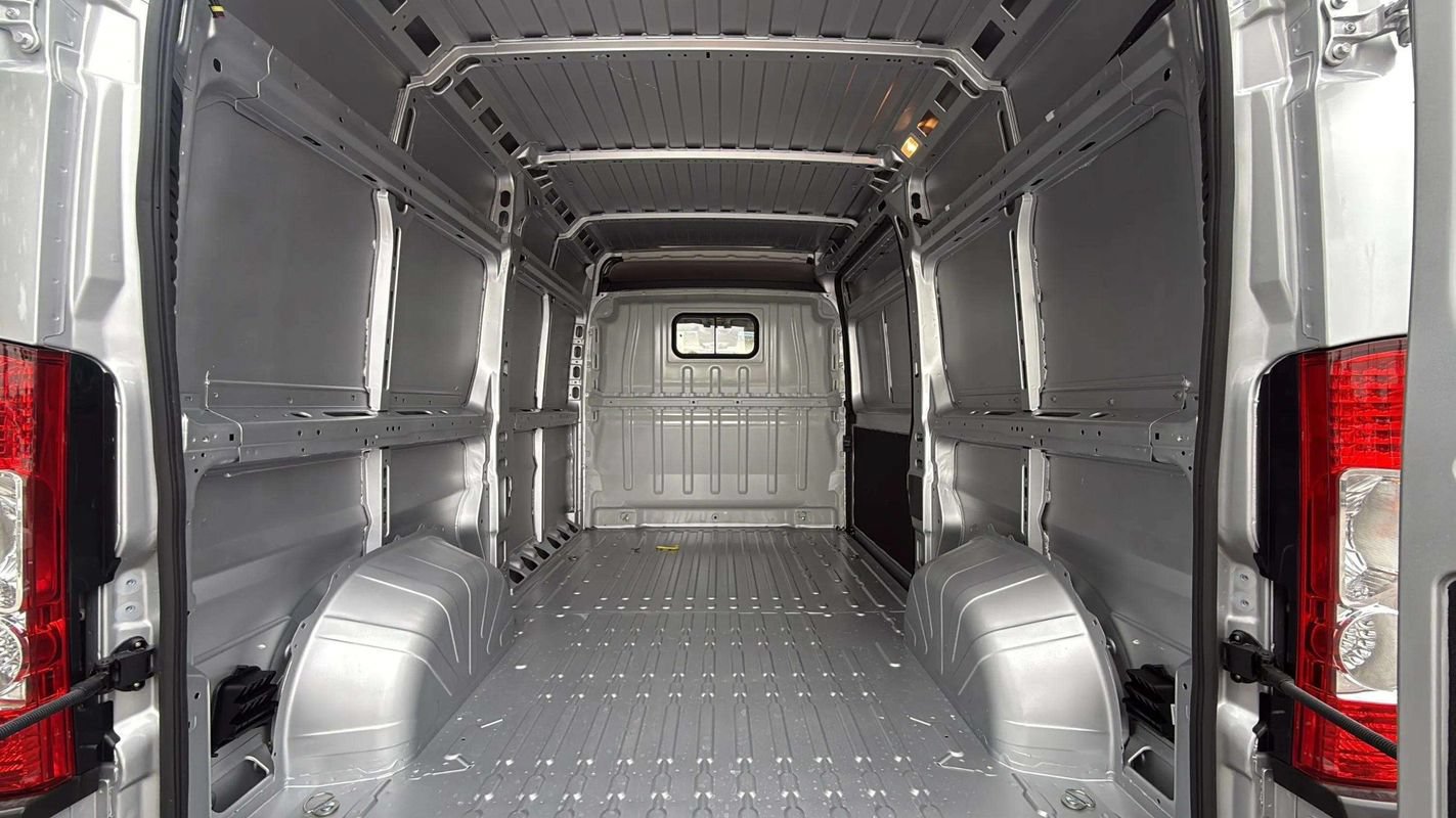 Used 2026 RAM ProMaster 1500 w/ Safety Group FWD image 14