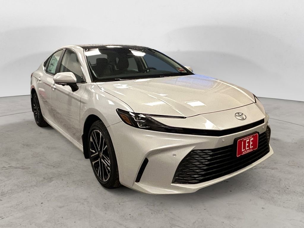 New 2026 Toyota Camry XLE image 7