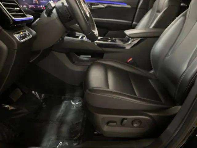 Used 2024 Buick Envision Preferred AWD/4WD image 60