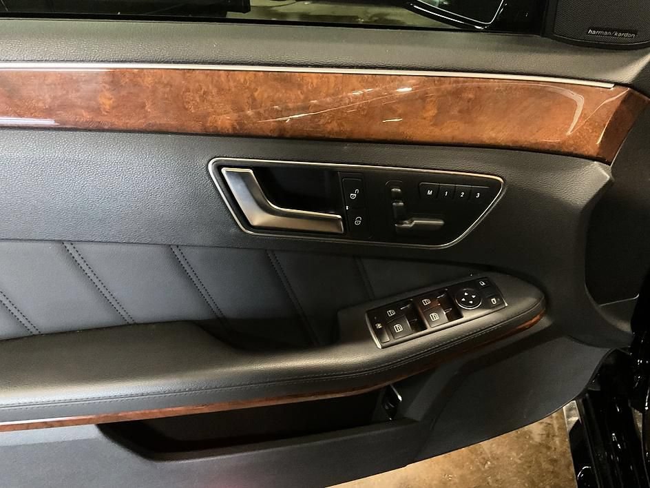 Used 2012 Mercedes-Benz E 350 Sedan image 31