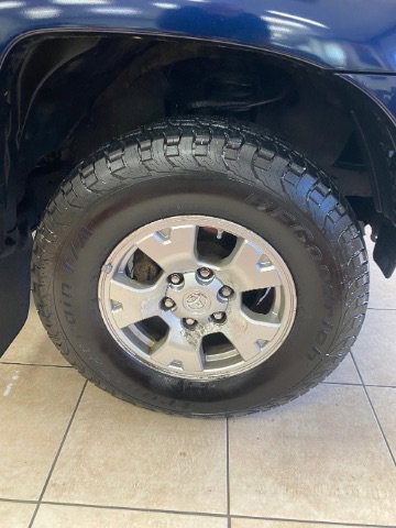 Used 2013 Toyota Tacoma 4x4 Double Cab image 25