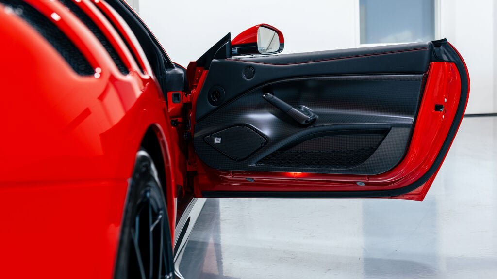 Certified 2017 Ferrari F12tdf RWD image 7