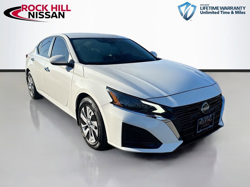 Used 2023 Nissan Altima 2.5 S image 1