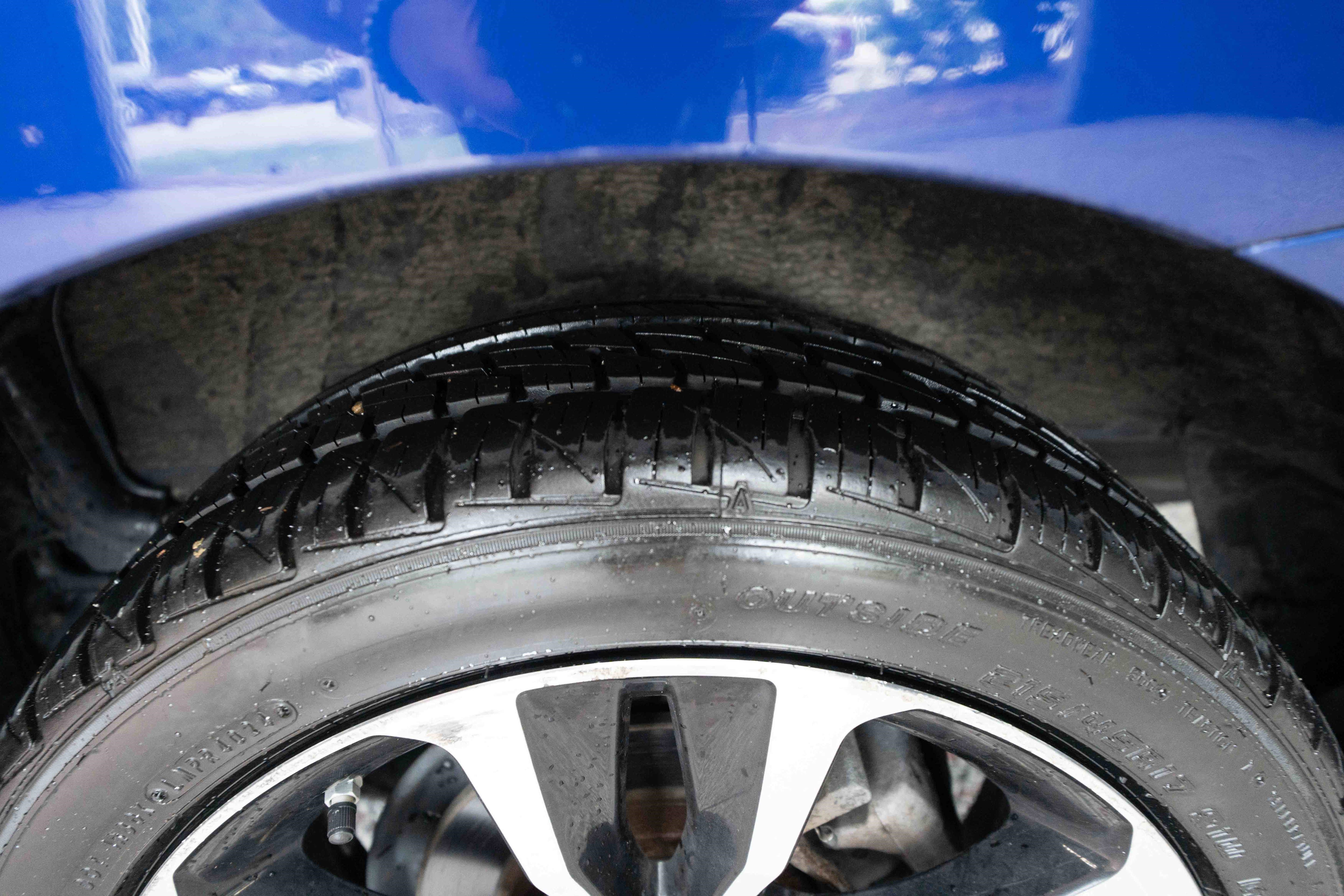 Used 2017 Toyota Corolla SE FWD image 29