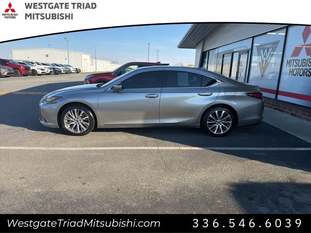 Used 2021 Lexus ES 350 w/ Premium Package FWD image 3