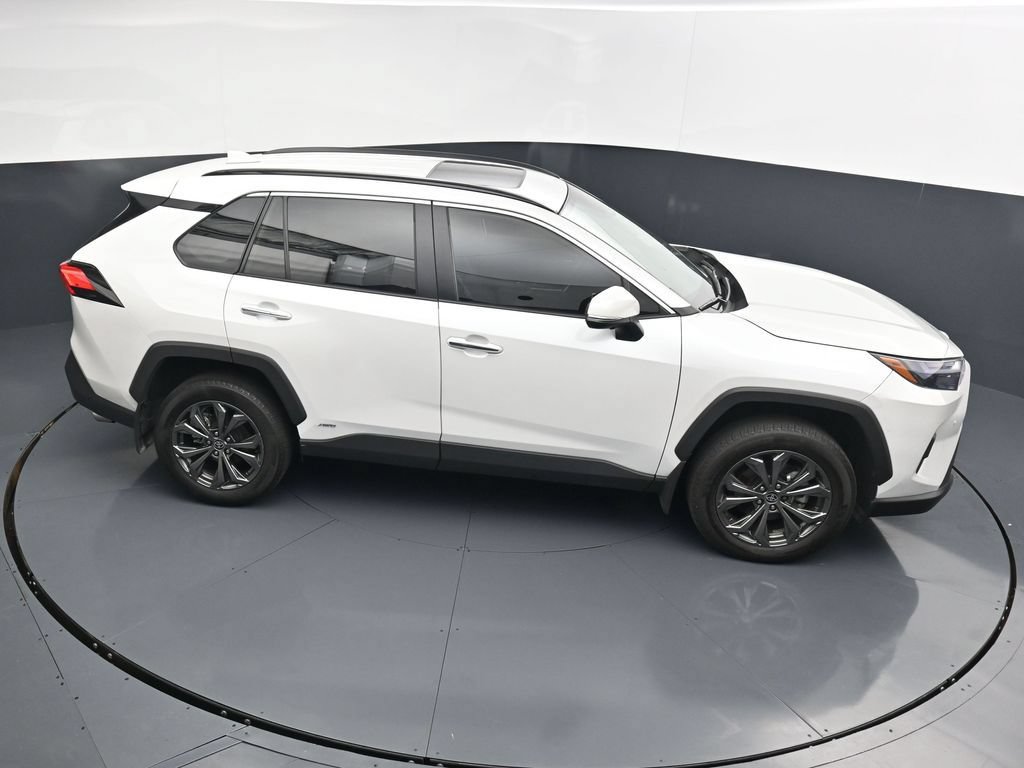 Used 2024 Toyota RAV4 Limited w/ Advanced Technology Package AWD/4WD image 30