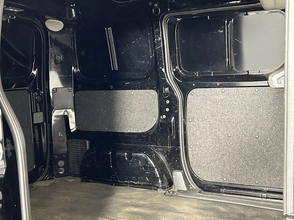 Used 2021 Nissan NV200 S FWD image 12