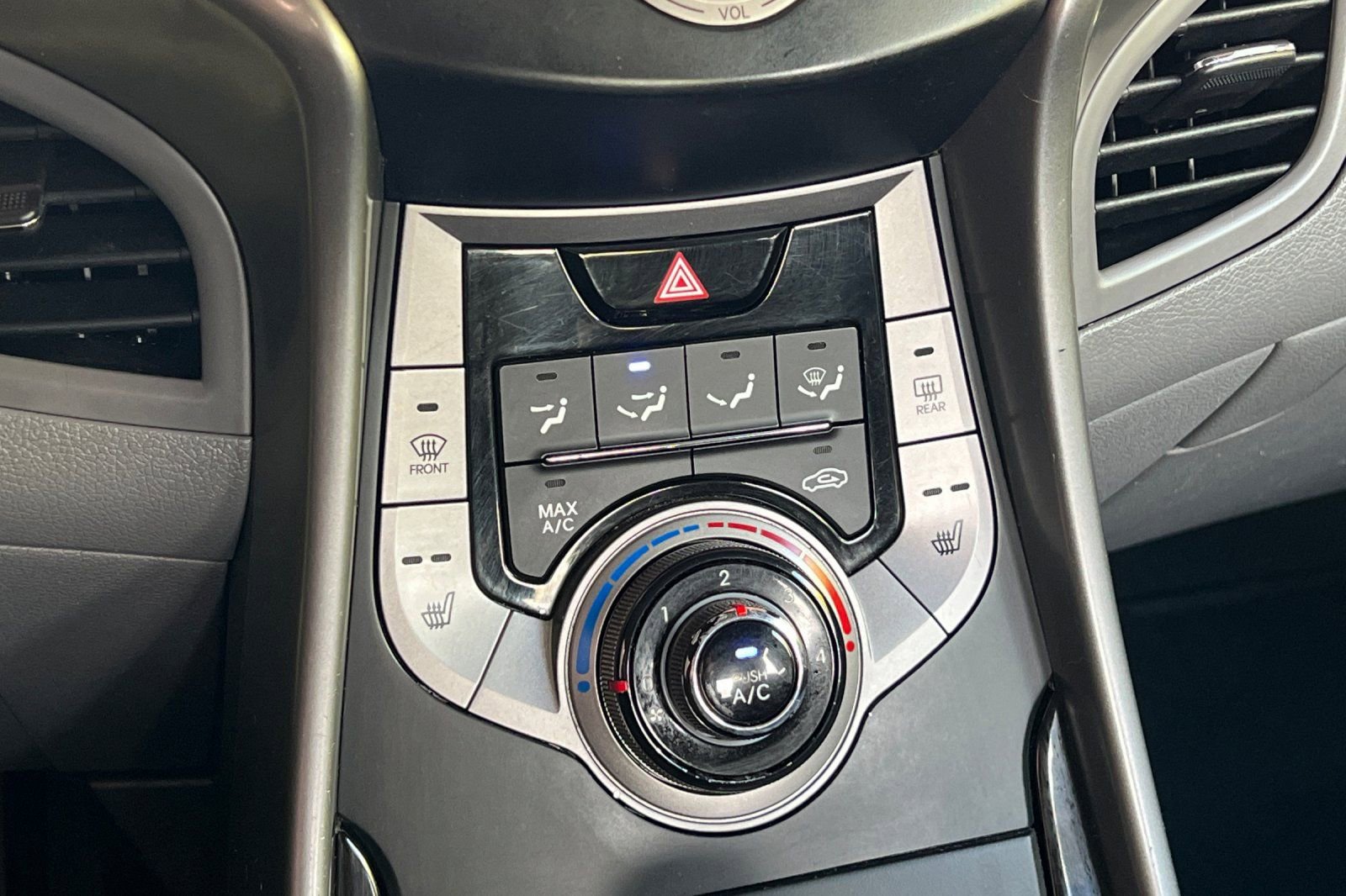 Used 2013 Hyundai Elantra GLS w/ Preferred Pkg FWD image 25