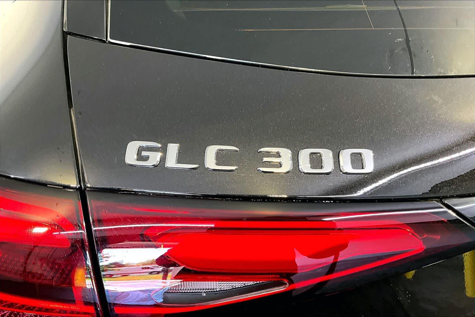 New 2026 Mercedes-Benz GLC 300 4MATIC image 6