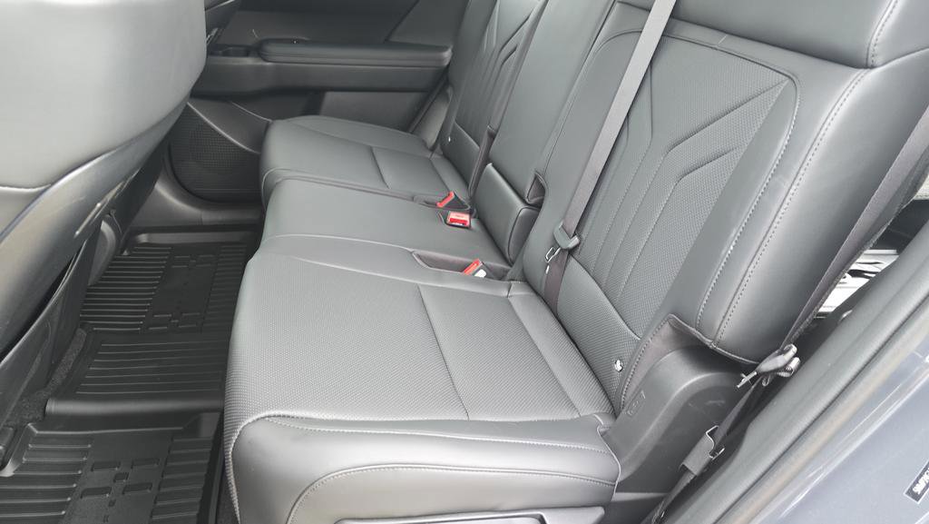 New 2026 Hyundai Santa Fe SEL FWD image 27