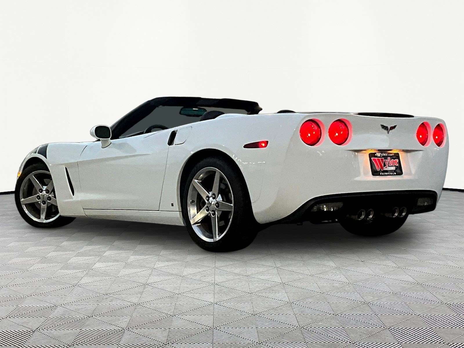 Used 2006 Chevrolet Corvette Convertible w/ Preferred Equipment Group RWD image 4