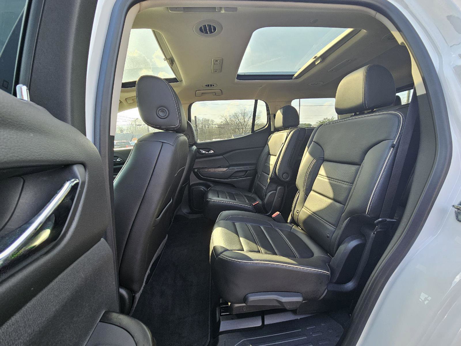 Used 2020 GMC Acadia Denali w/ Denali Ultimate Package image 19